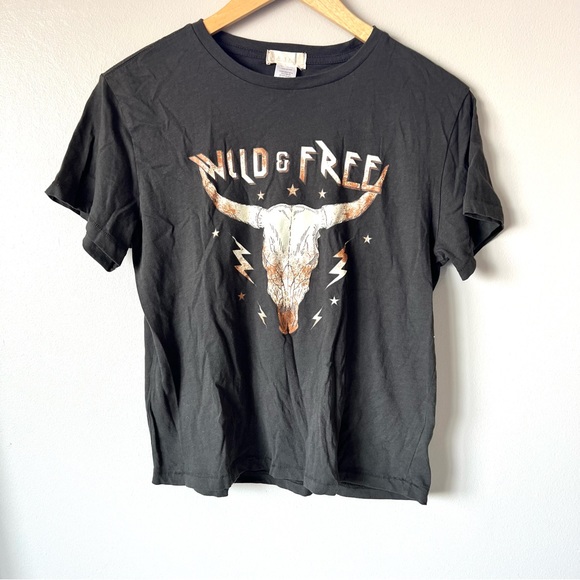 Altar’d State Tee - Picture 2 of 4